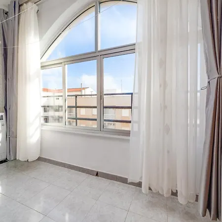 شقة Cozy Near The Sea *