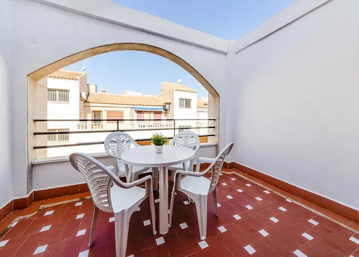 Apartment Cozy Near The Sea Torrevieja