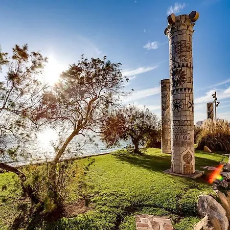 Cozy Near The Sea Τορεβιέχα
